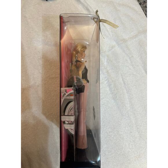 Harley Davidson Barbie in box 50 year anniversary edition - Picture 4 of 9
